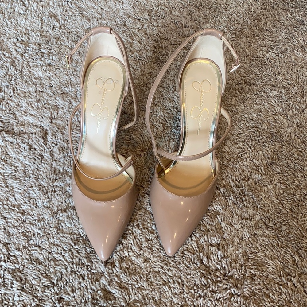 New Jessica Simpson Nude Pumps Size 10